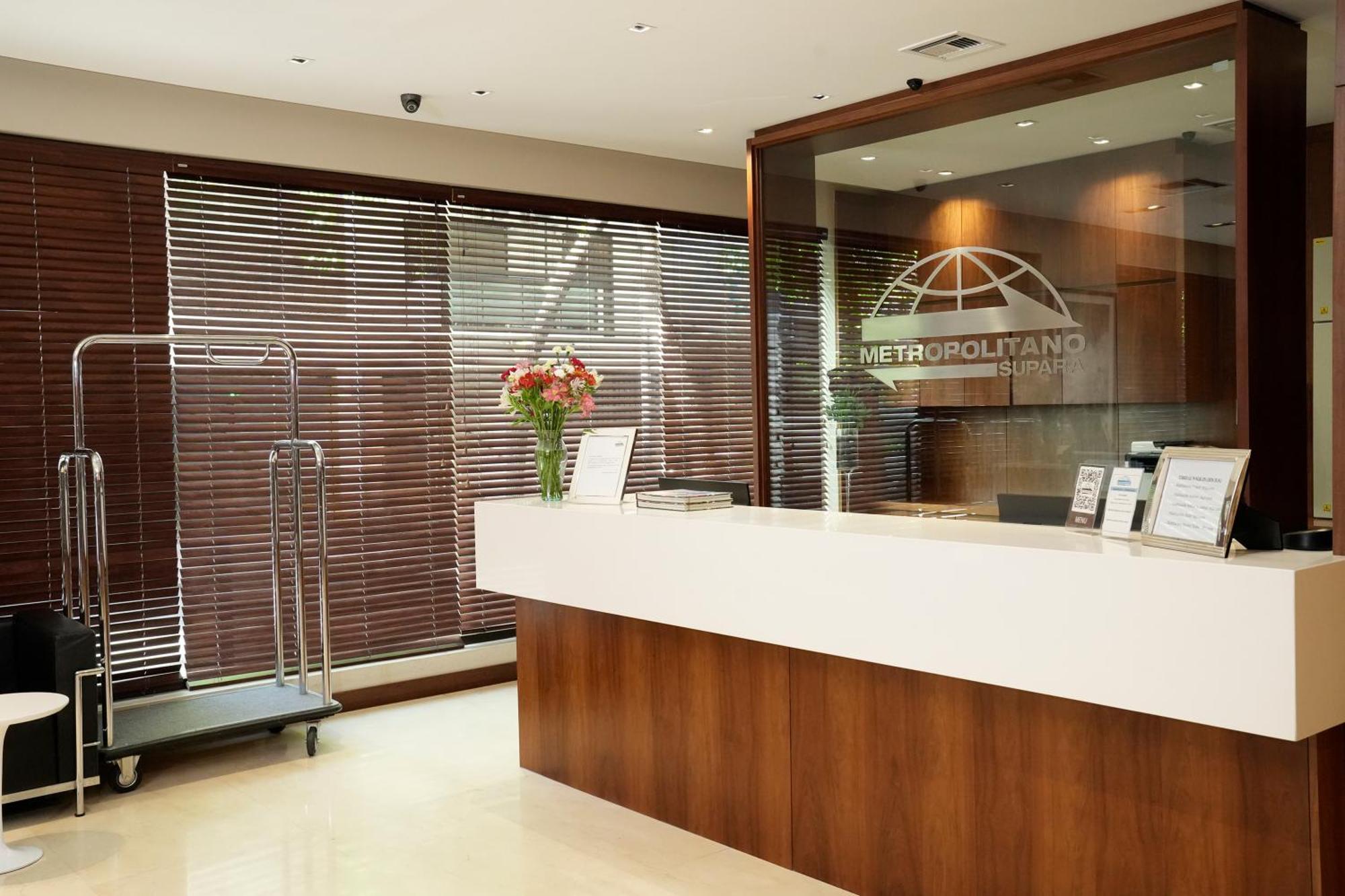 Hotel Metropolitano Supara بوينس آيرس المظهر الخارجي الصورة
