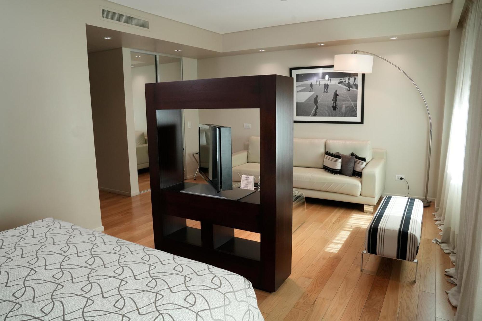 Hotel Metropolitano Supara بوينس آيرس المظهر الخارجي الصورة